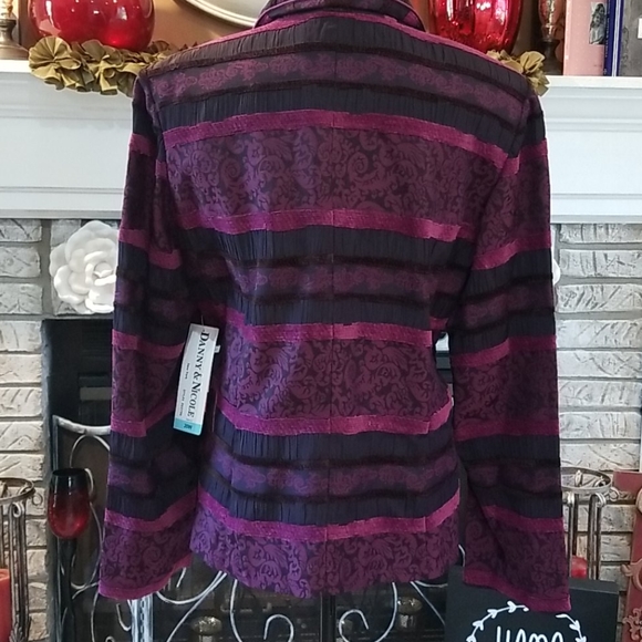 Danny & Nichole purple and navy blazer, size 20W - Picture 7 of 8